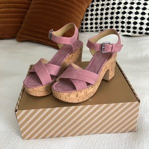 brand new Splendid pink block heel sandals